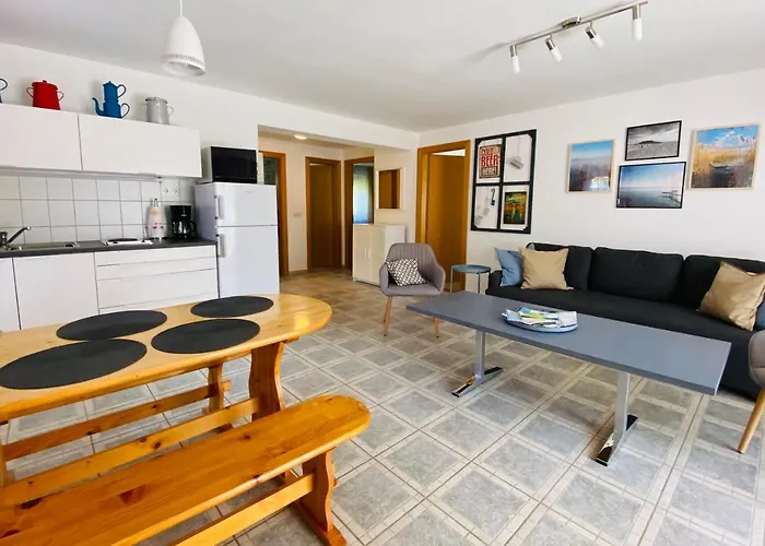 Cili\'S Apartments Vonyarcvashegy Balaton